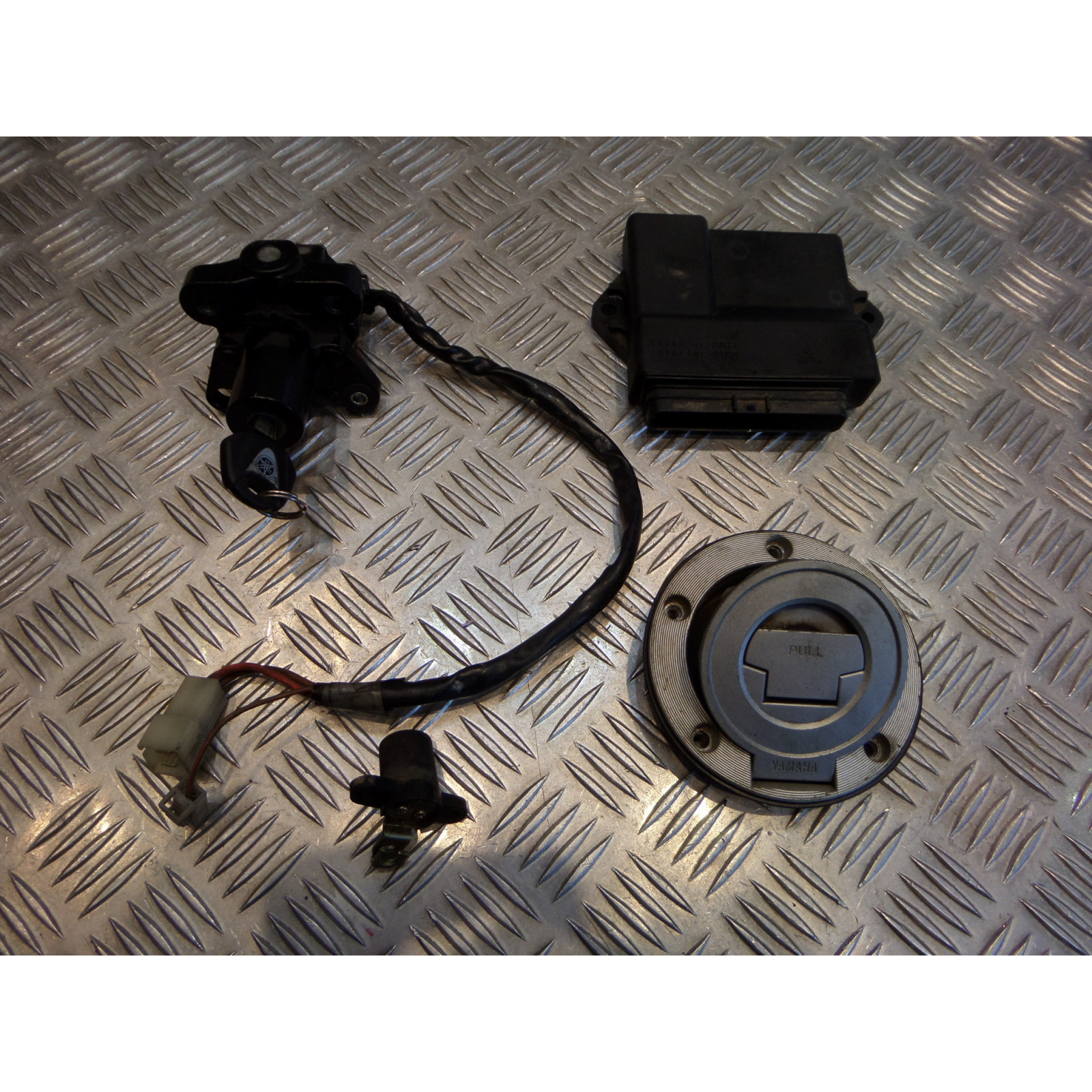 kit neiman contacteur cle serrure bouchon boitier cdi ecu injection moto yamaha 1300 fjr rp11 2004