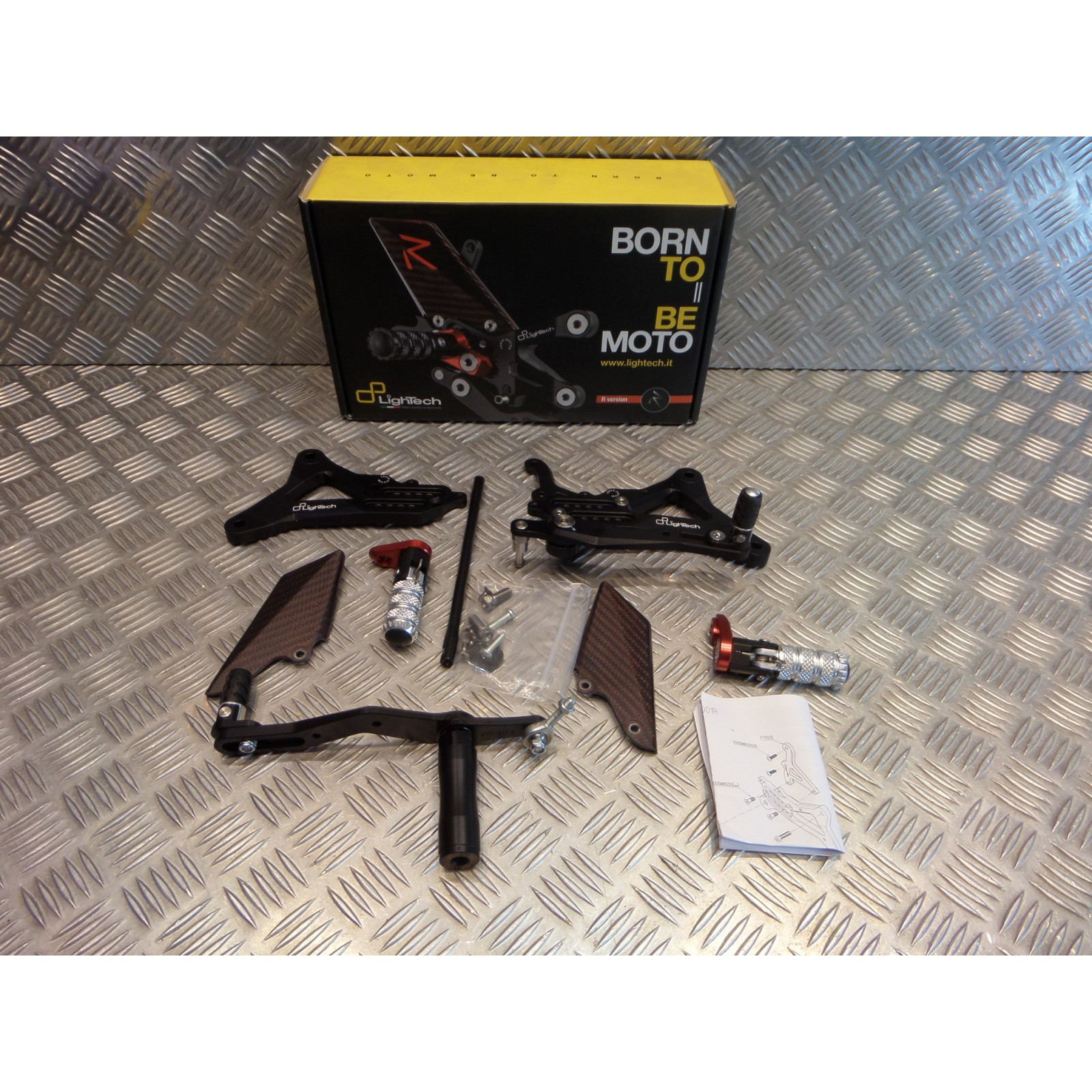 kit platine repose cale pied commande reculees reglables lightech moto yamaha yzf 1000 r1 FTRYA001R bihr 36.455106