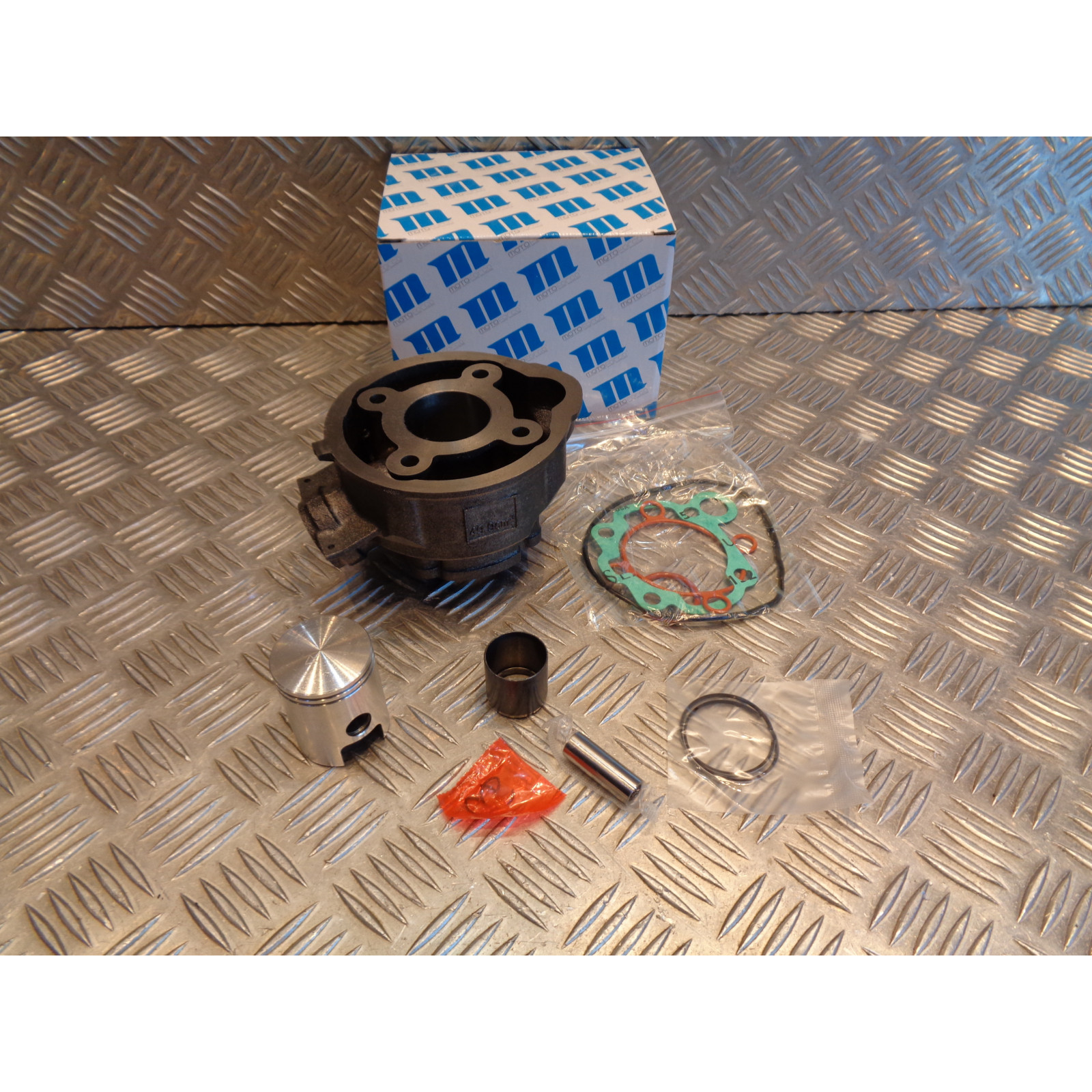 cylindre piston moto 50 mecaboite am6 dt tzr mrt sms trigger x limit rx rs rr spike mrx xp6 xr6 yamaha beta rieju aprilia mbk