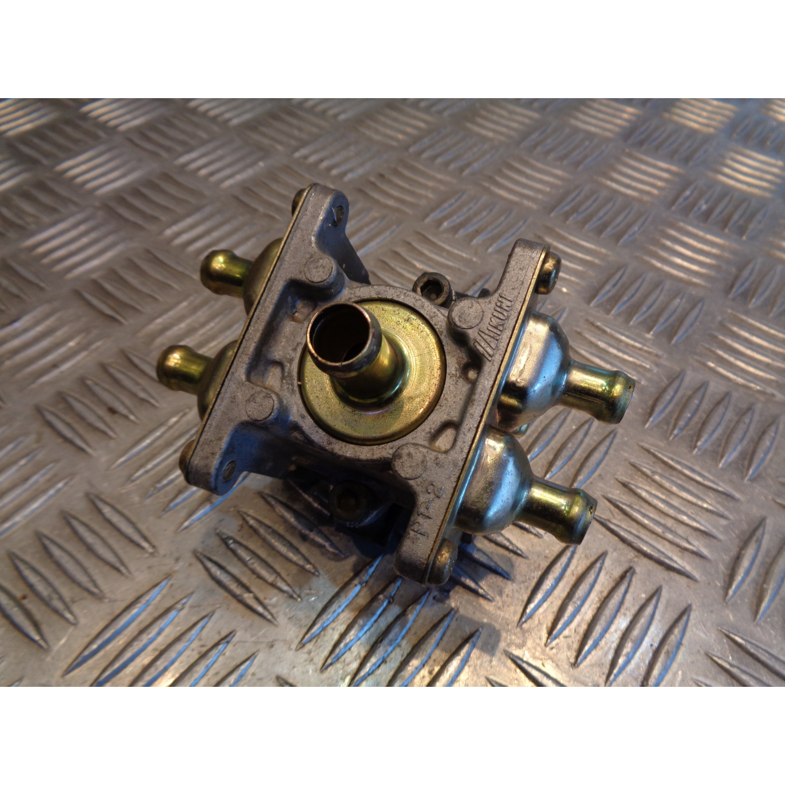 anti pollution valve clapet moto suzuki gsf 600 bandit js1a8