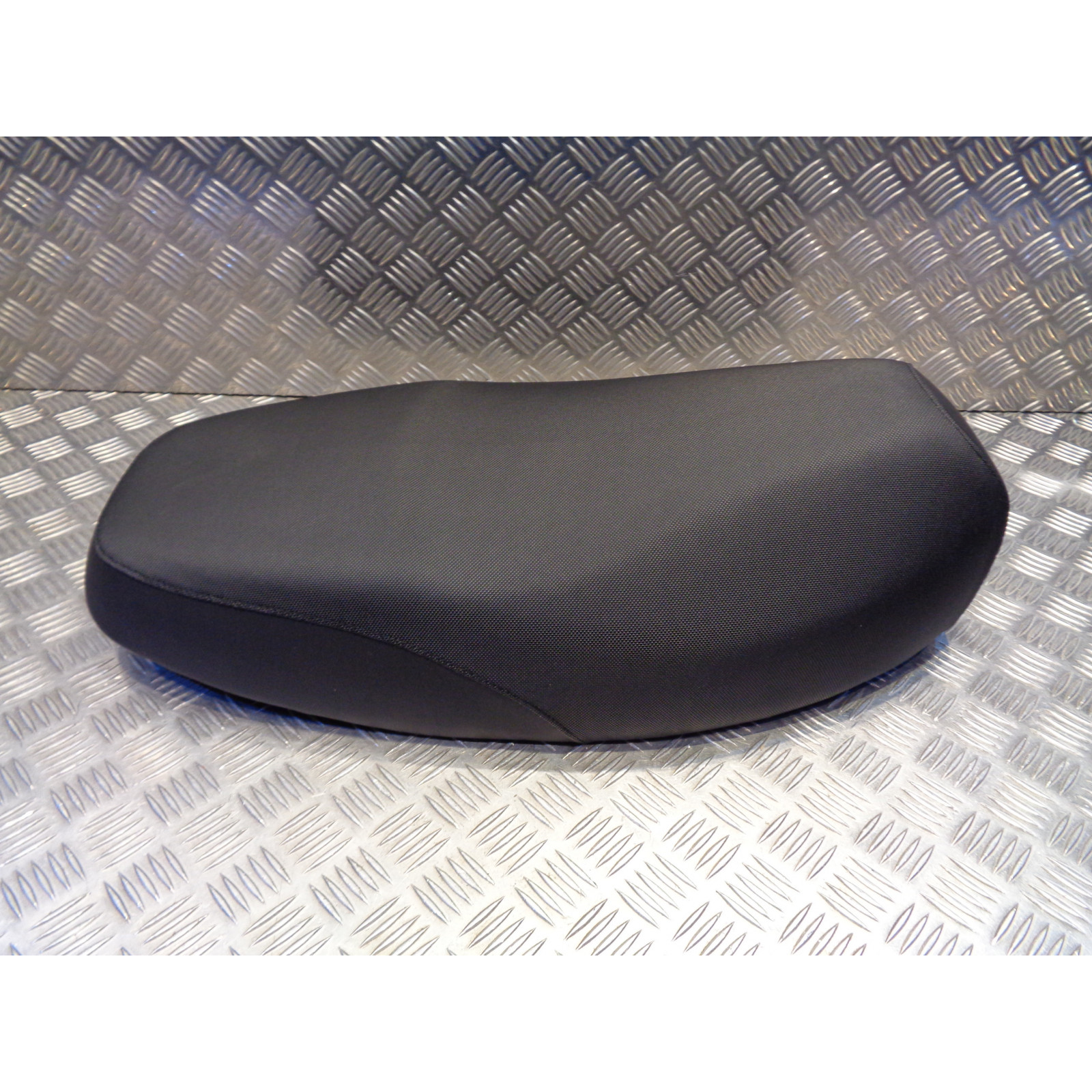selle noir scooter mbk 50 booster bws apres 2004
