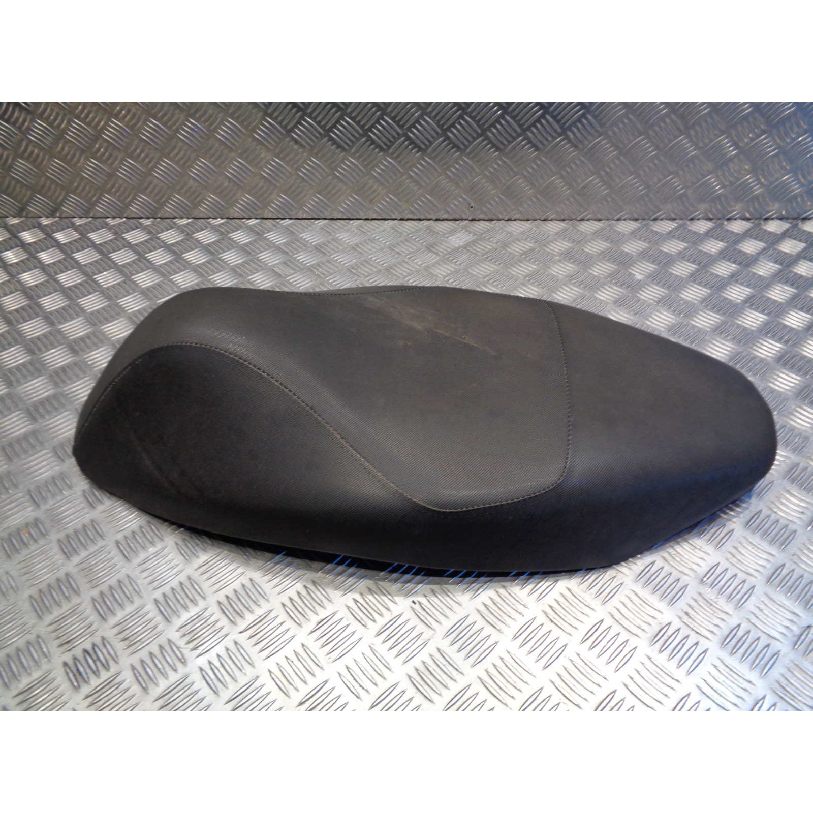 selle assise scooter chinois generic 50 onyx 4 temps