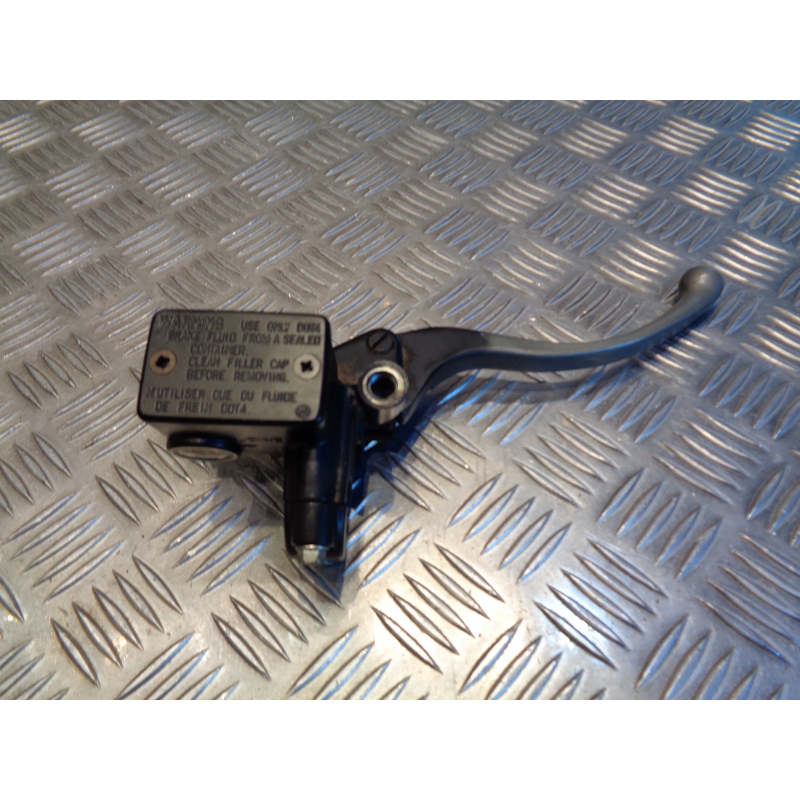maitre cylindre frein avant scooter honda fes 125 pantheon 4 temps jf12a 2003 - 2007