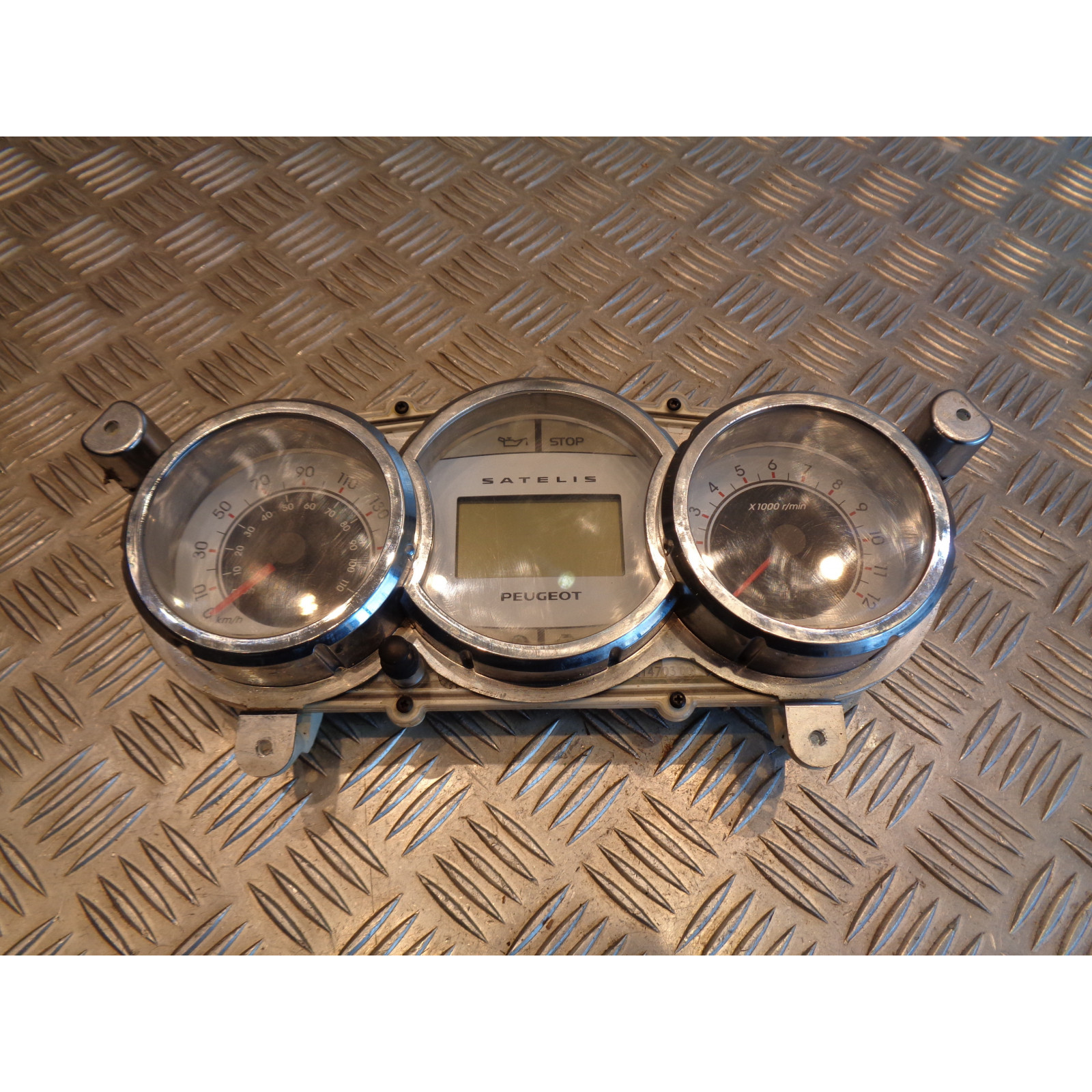 compteur vitesse tableau bord scooter peugeot 125 satelis j2aaba j2aaaa