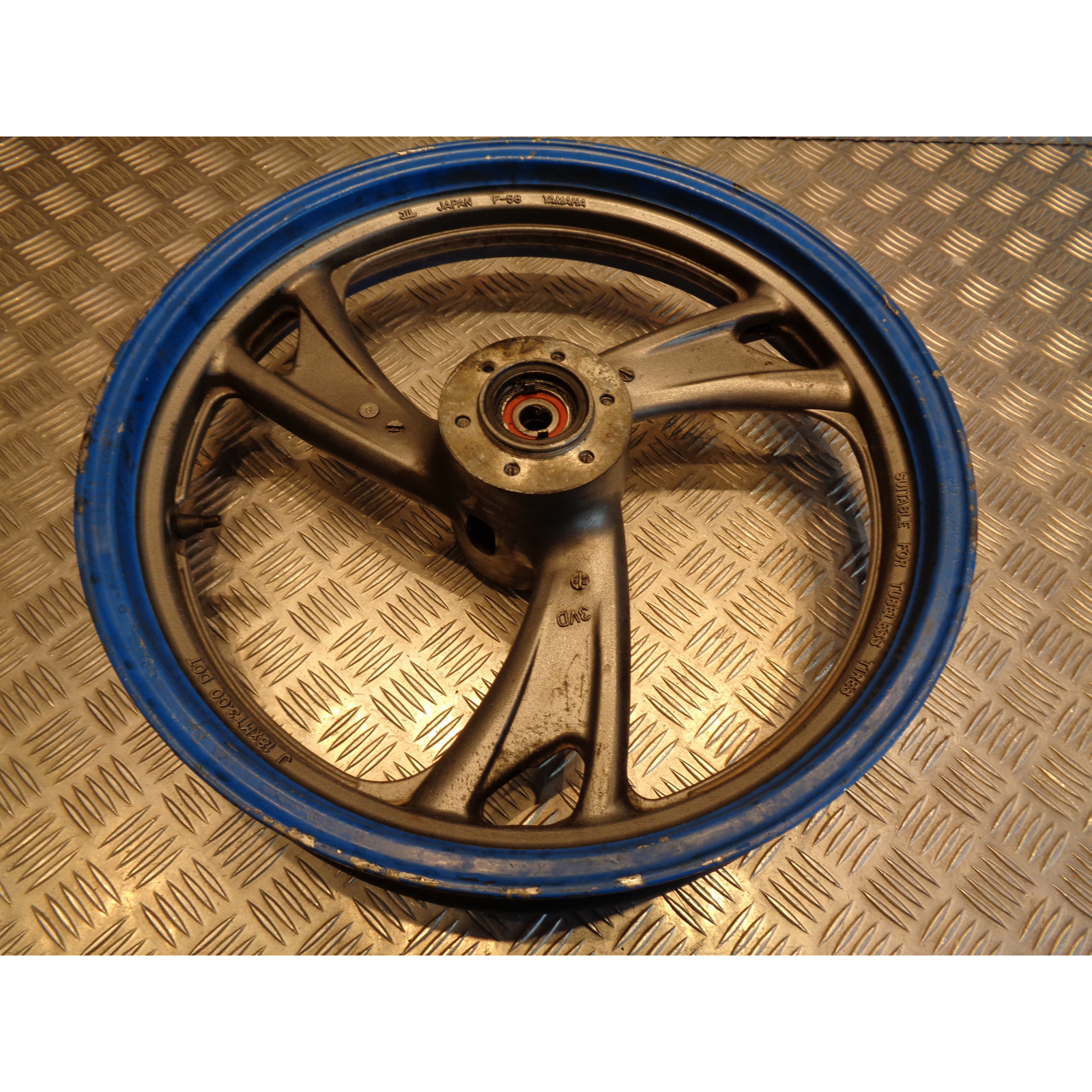 roue jante avant moto yamaha 850 tdm 3vd