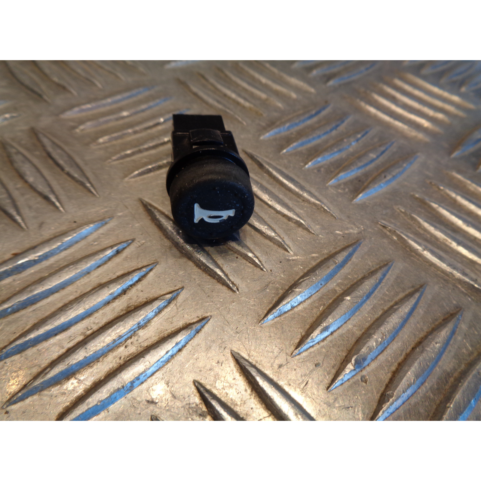 bouton klaxon scooter piaggio 50 zip lbmc25e 2009 - 15 2 temps