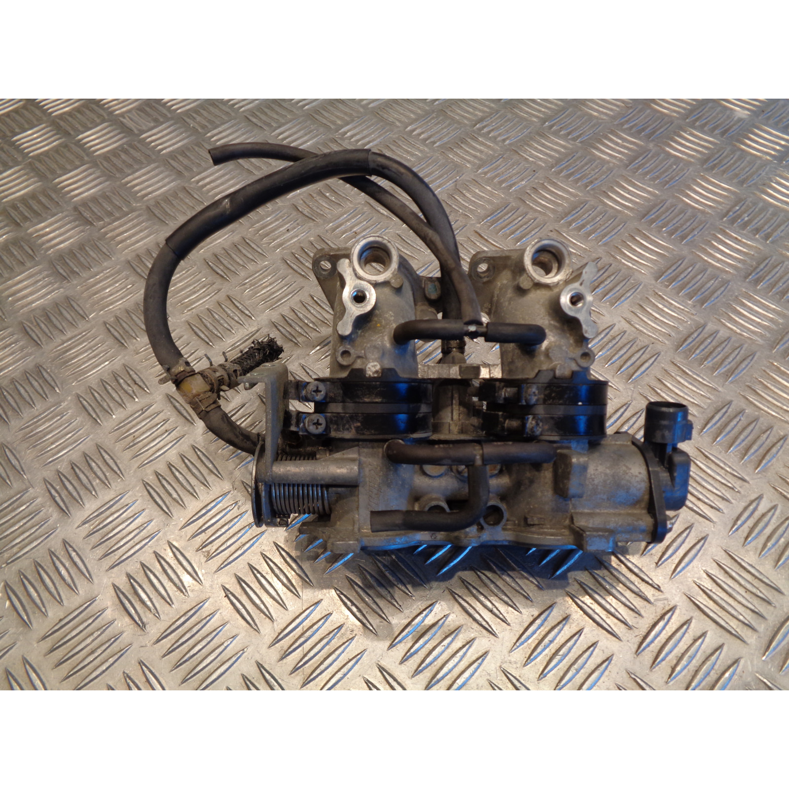 corps boitier papillon injection gaz scooter honda fjs 600 silverwing 2002