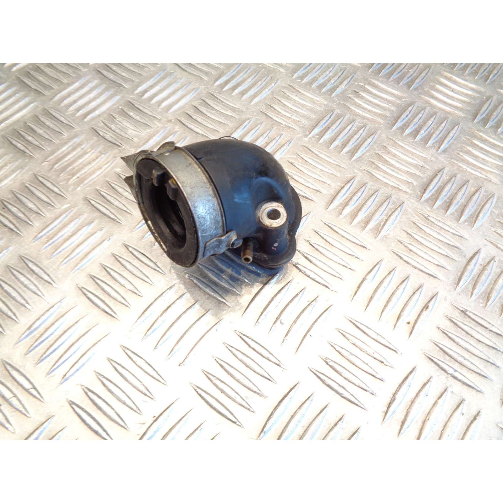 pipe admission carburateur scooter kymco 125 movie xl