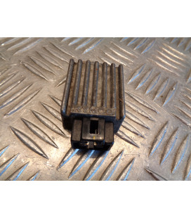regulateur charge batterie scooter kymco 125 movie xl