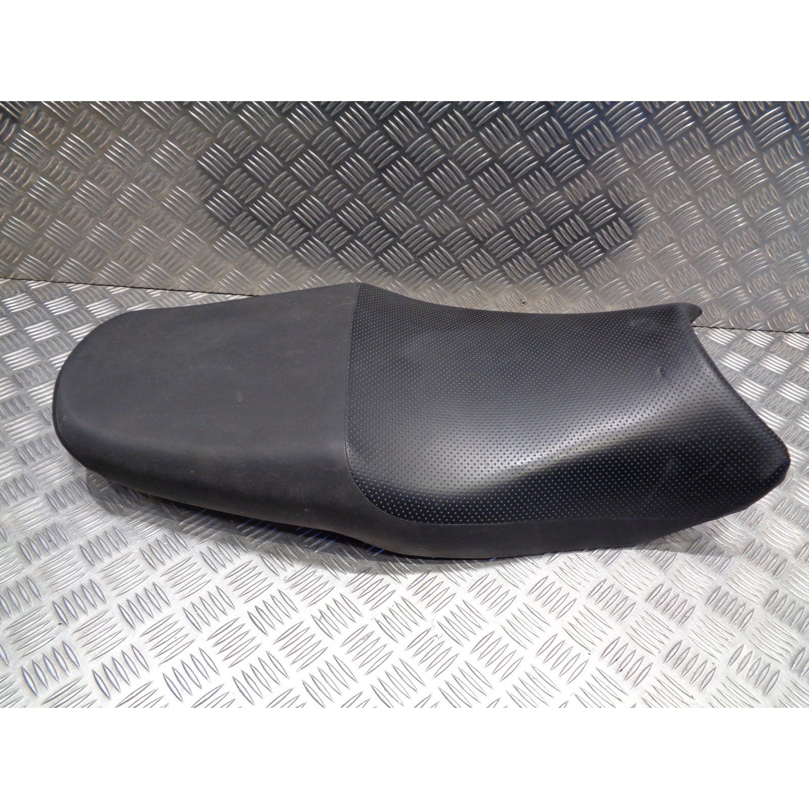 selle assise moto suzuki gsf 600 bandit js1a8 2000 - 04