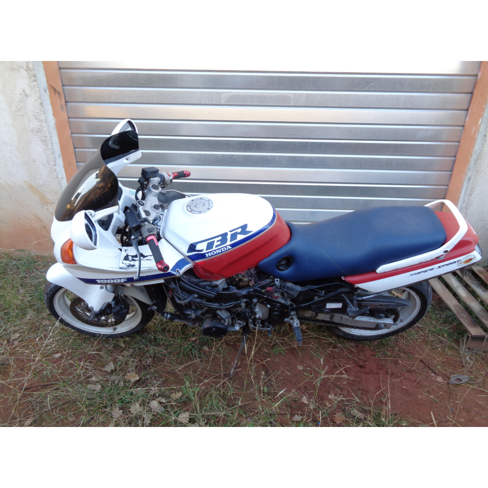 moto honda cbr 1000 f pour demande de pieces occasion