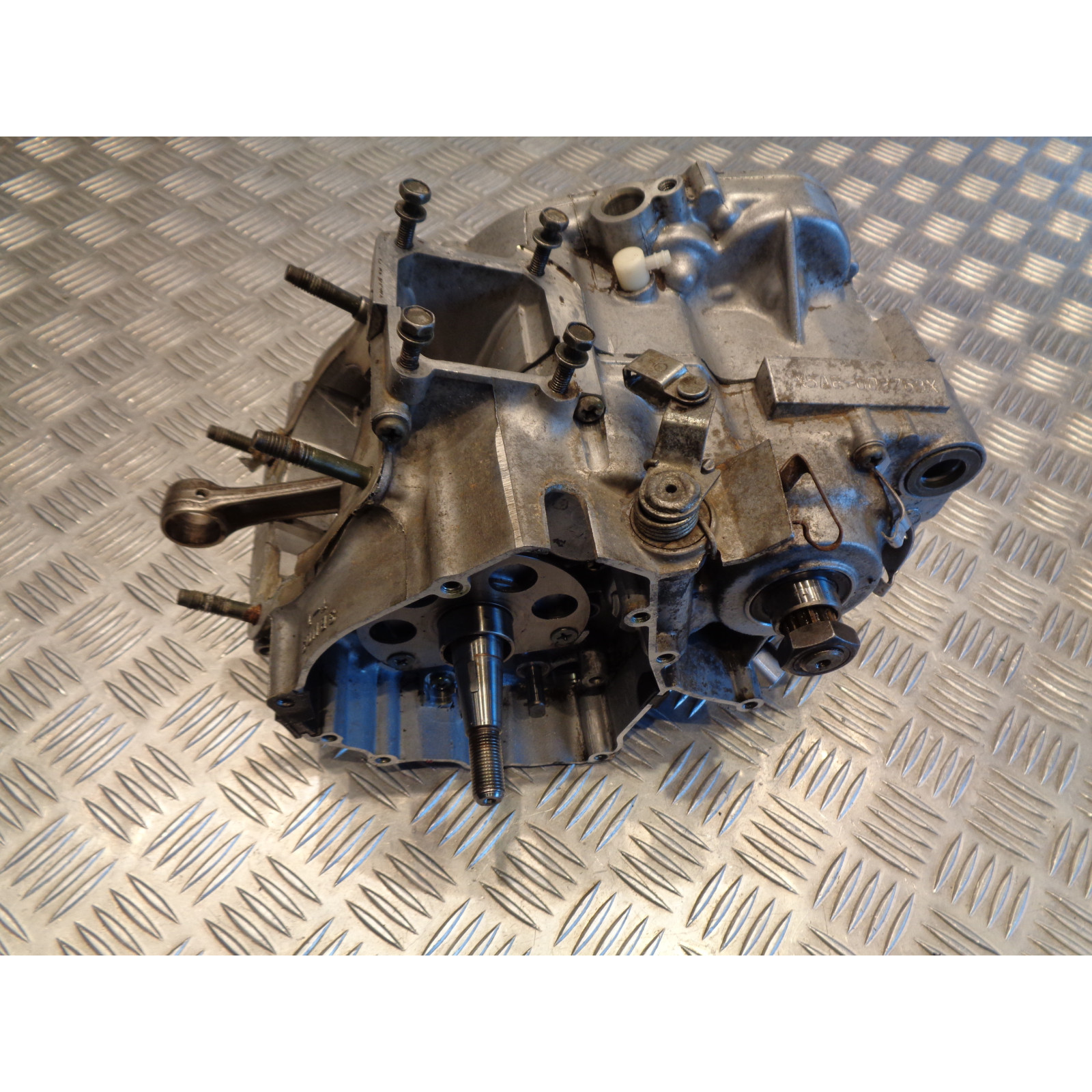 bas moteur moto yamaha 125 tdr jya5ae