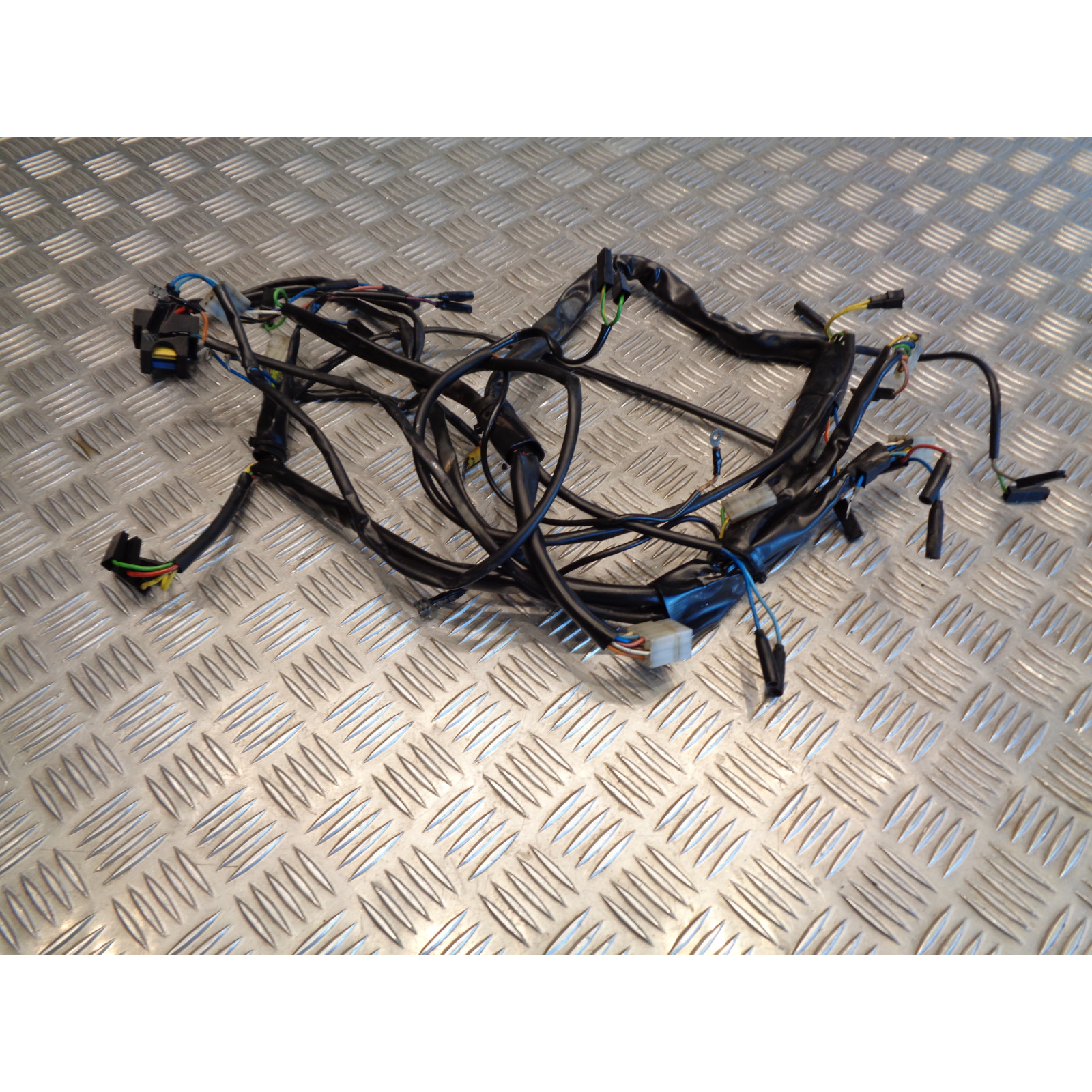 faisceau electrique moto aprilia 125 tuareg type ee