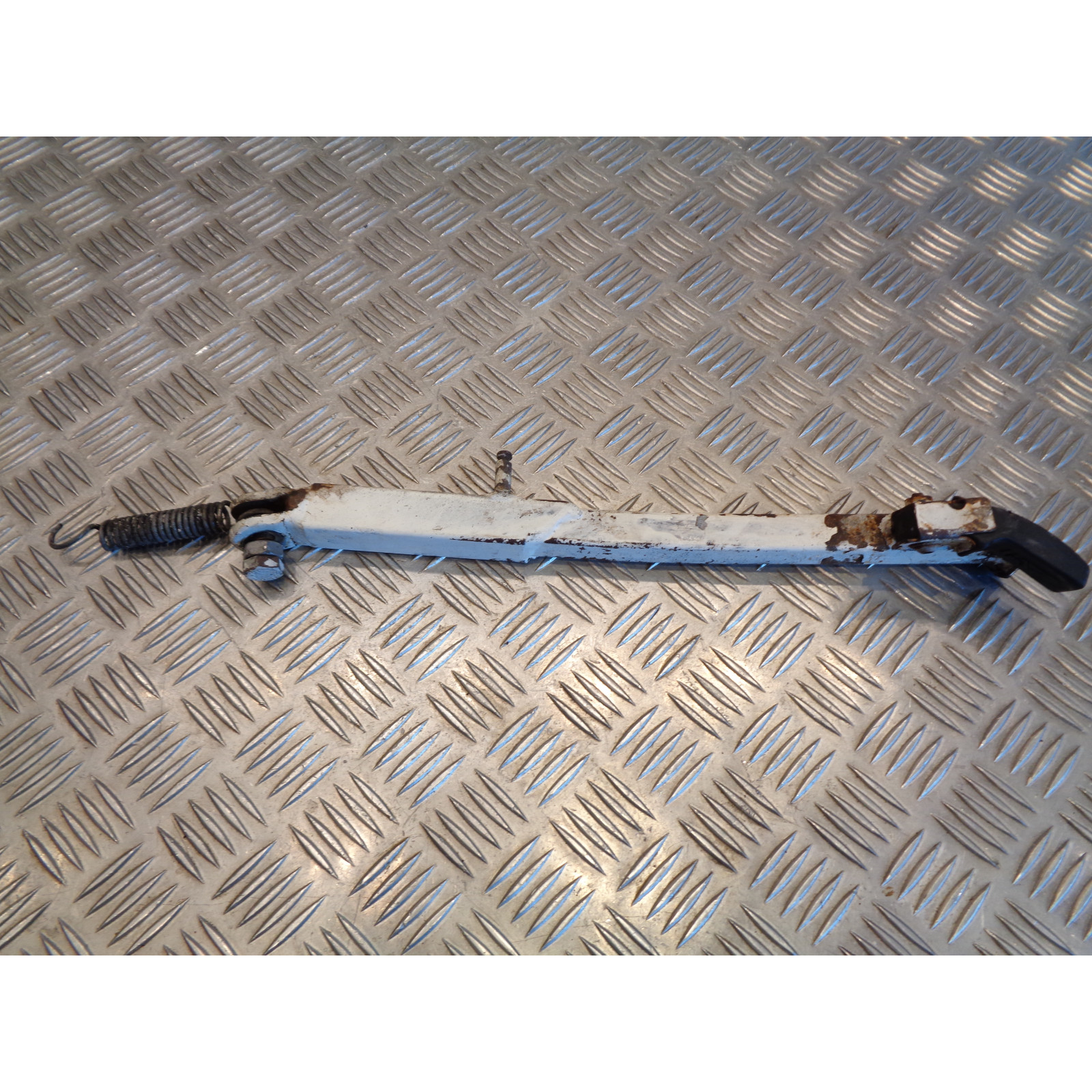 bequille laterale moto aprilia 125 tuareg