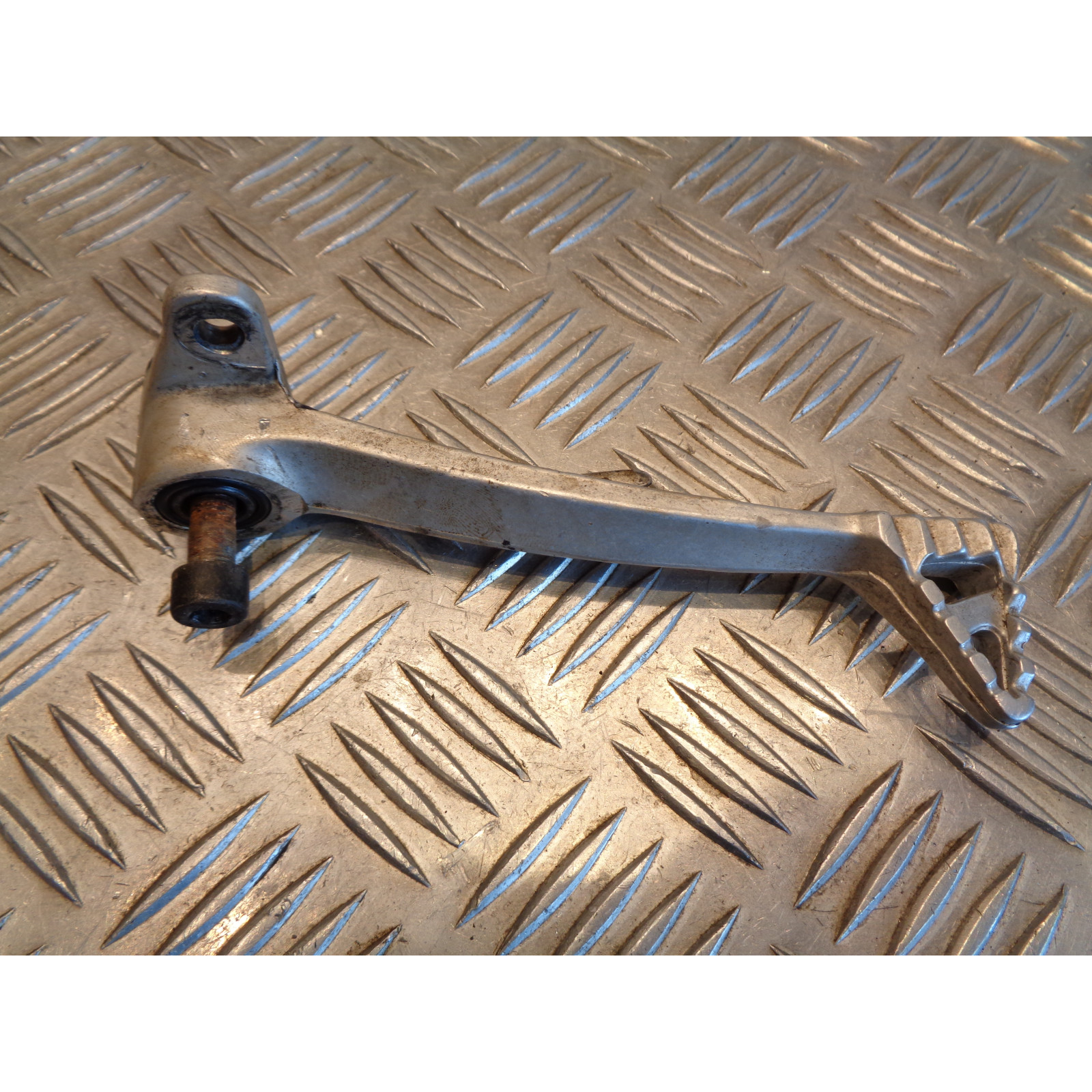 pedale de frein moto aprilia 125 tuareg