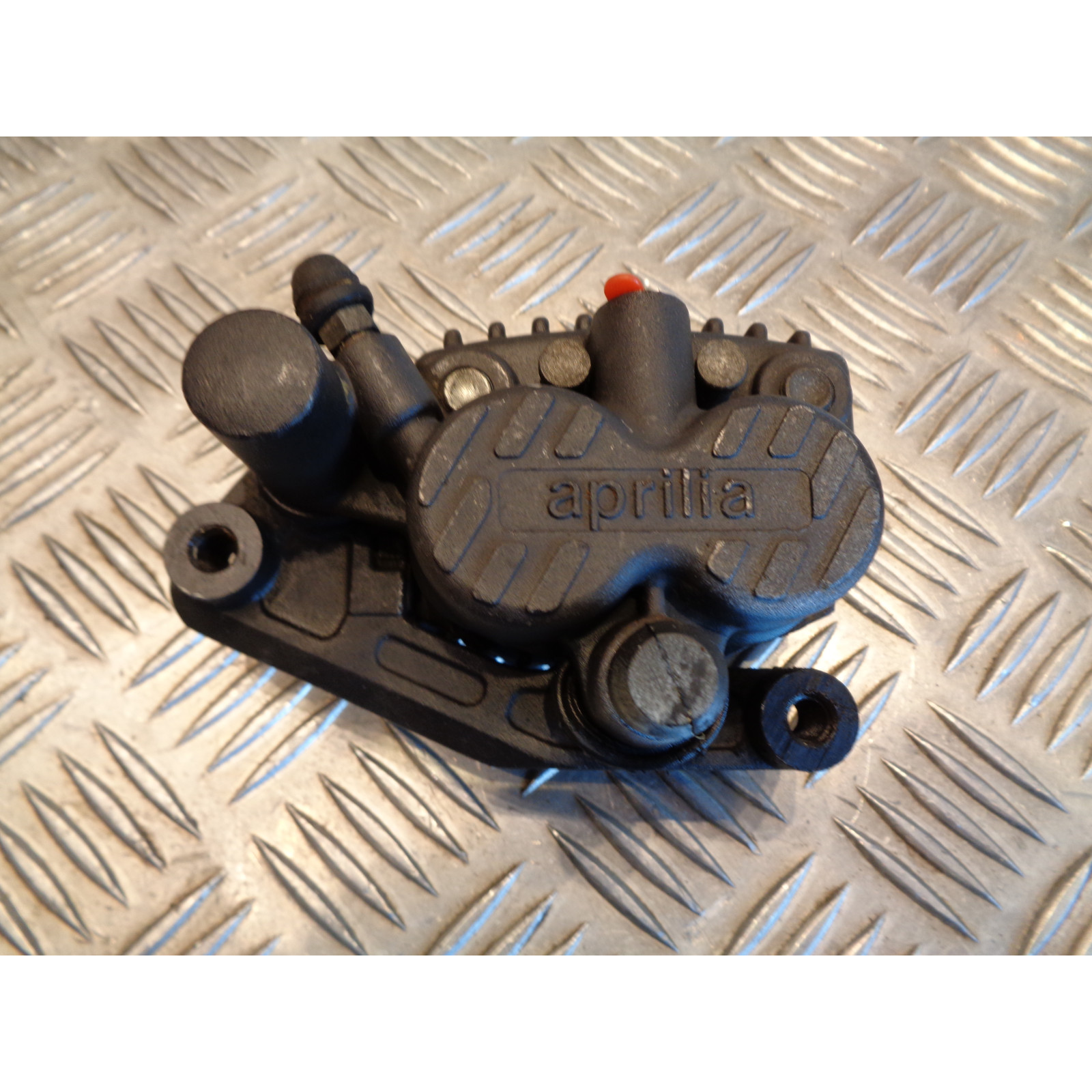 etrier frein avant moto aprilia 125 tuareg