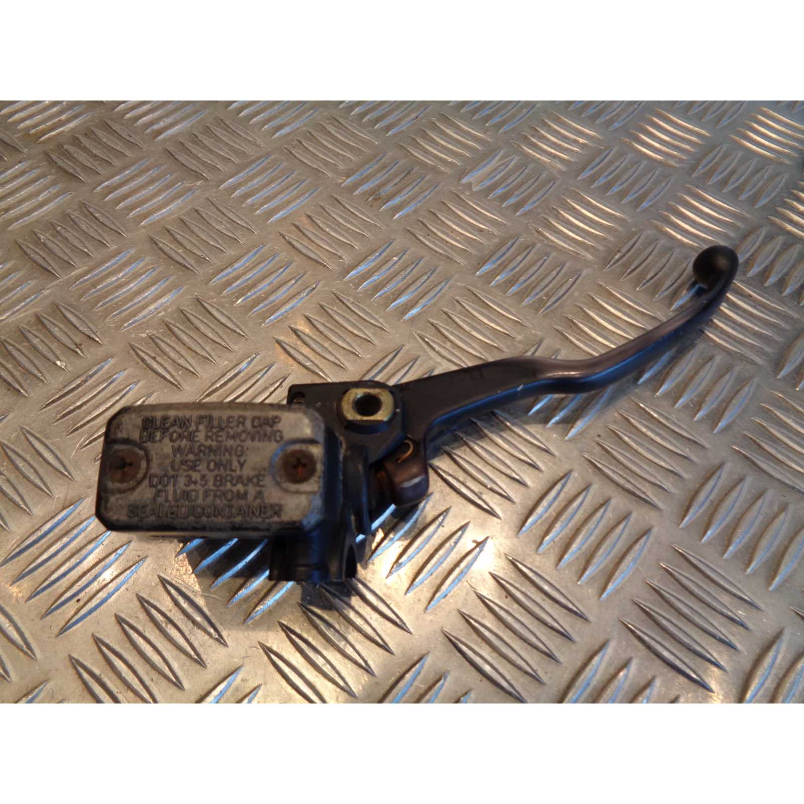 maitre cylindre frein avant moto aprilia 125 tuareg rotax 123