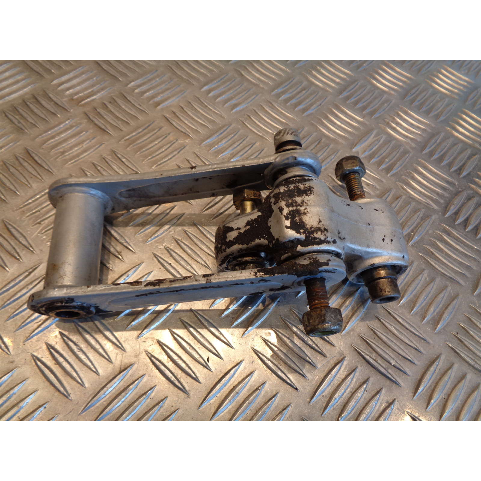 biellette amortisseur suspension moto aprilia 125 tuareg
