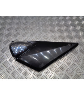 cache lateral gauche sous selle moto suzuki gsf 600 bandit js1a8 2000 - 04