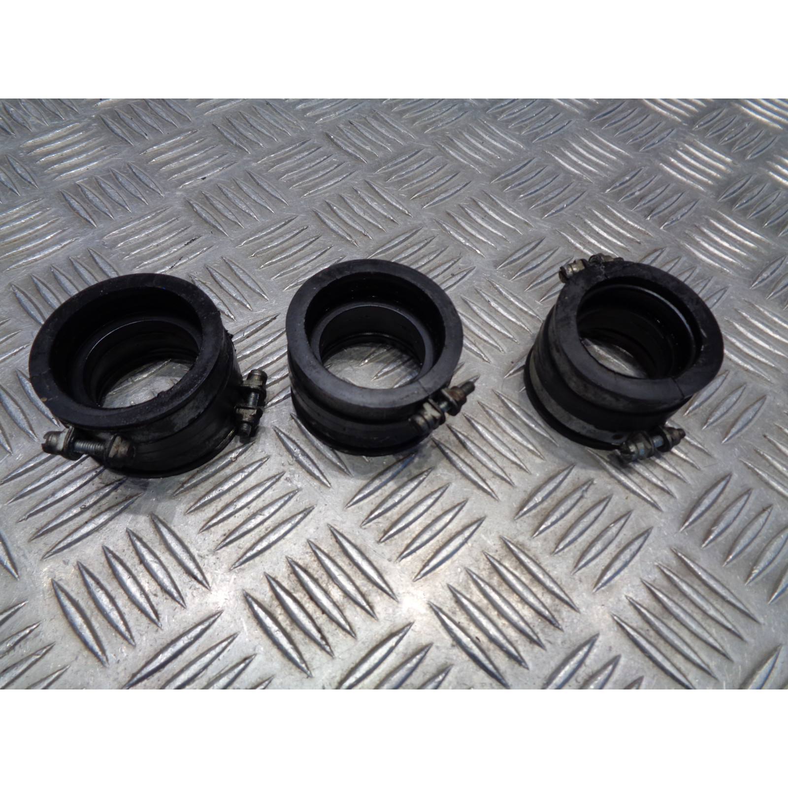 3 pipe admision carburateur moto triumph 900 trophy t336