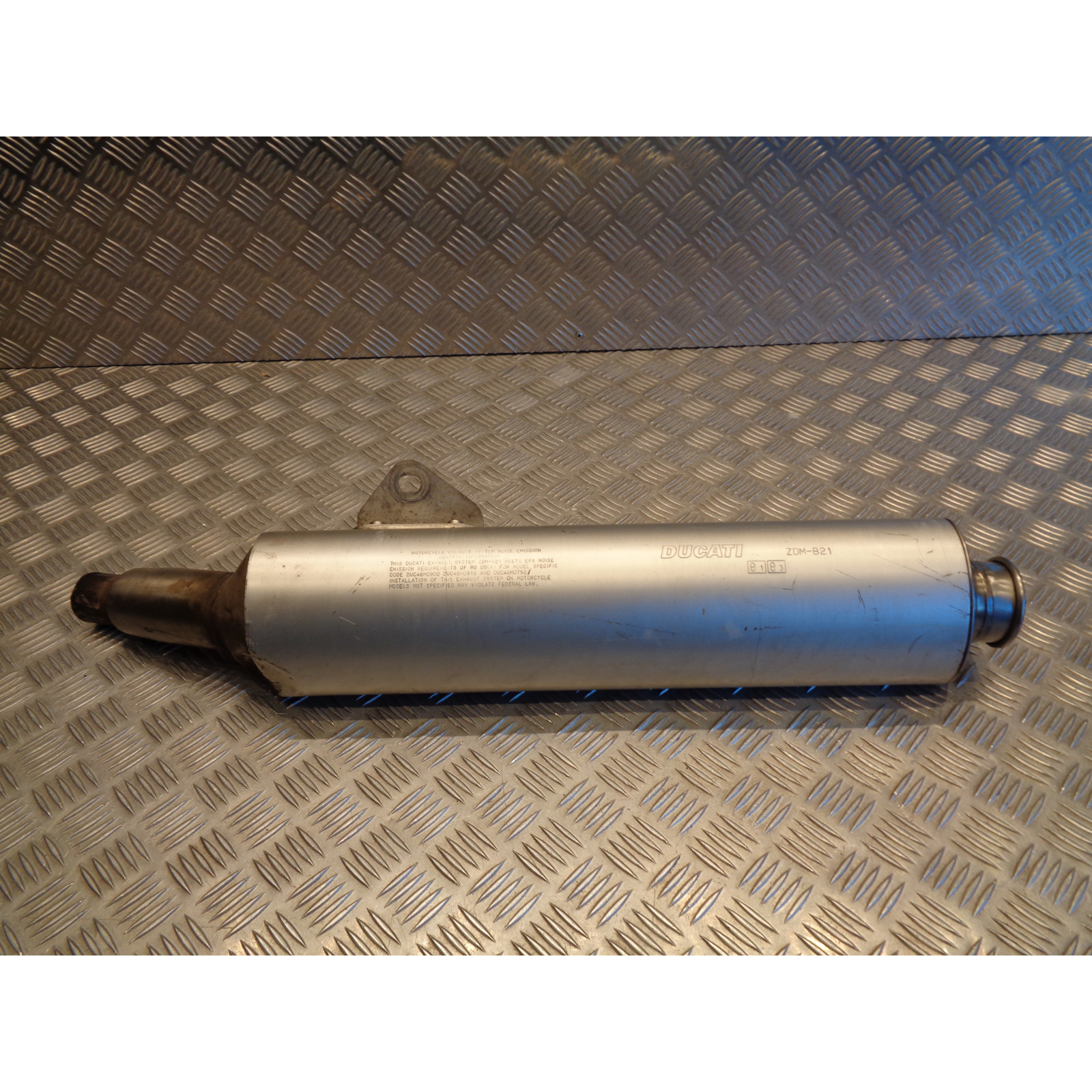 silencieux gauche pot echappement moto ducati 620 ie monster