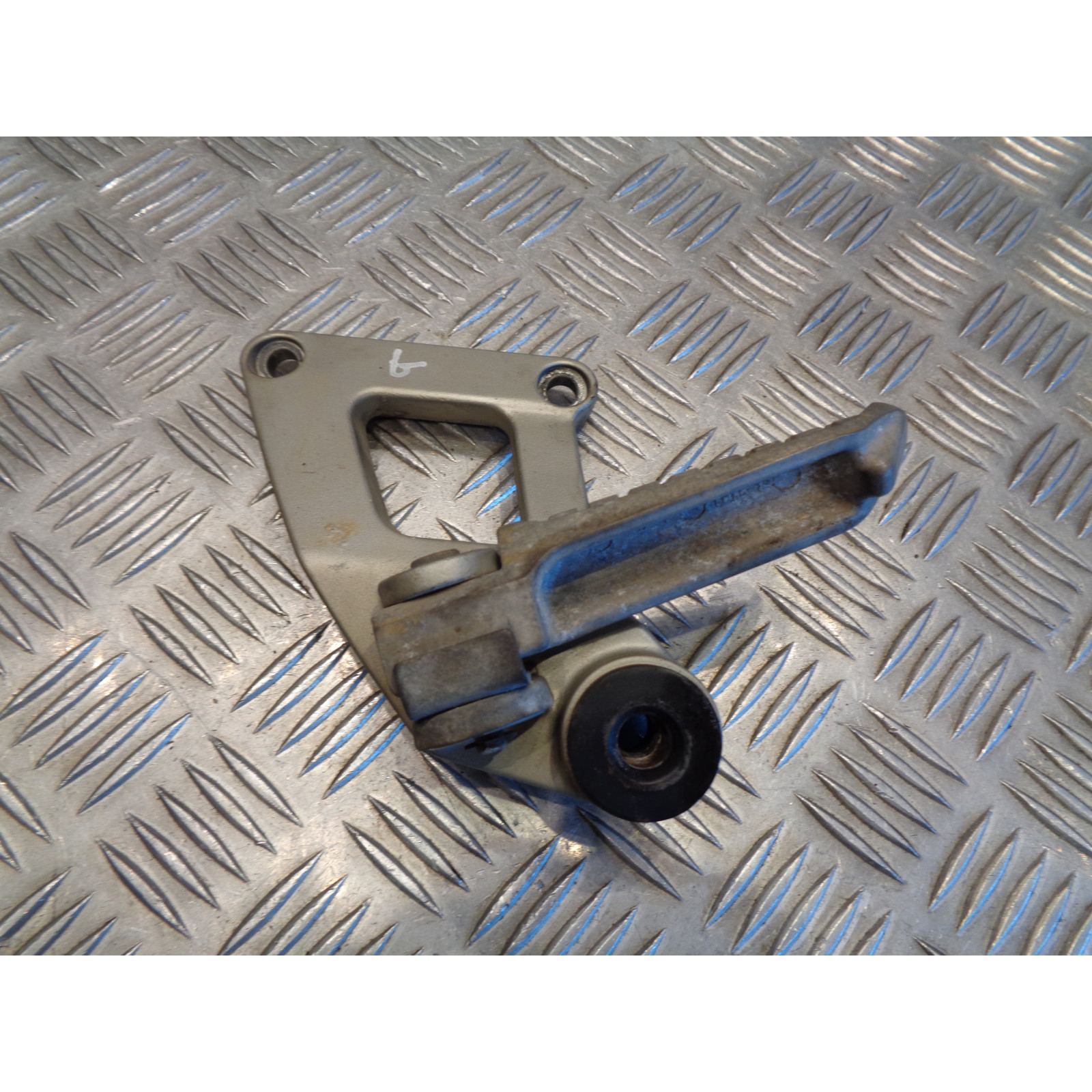 platine repose cale pied arriere gauche moto kawasaki 600 zzr 2003 jkazx600eaa