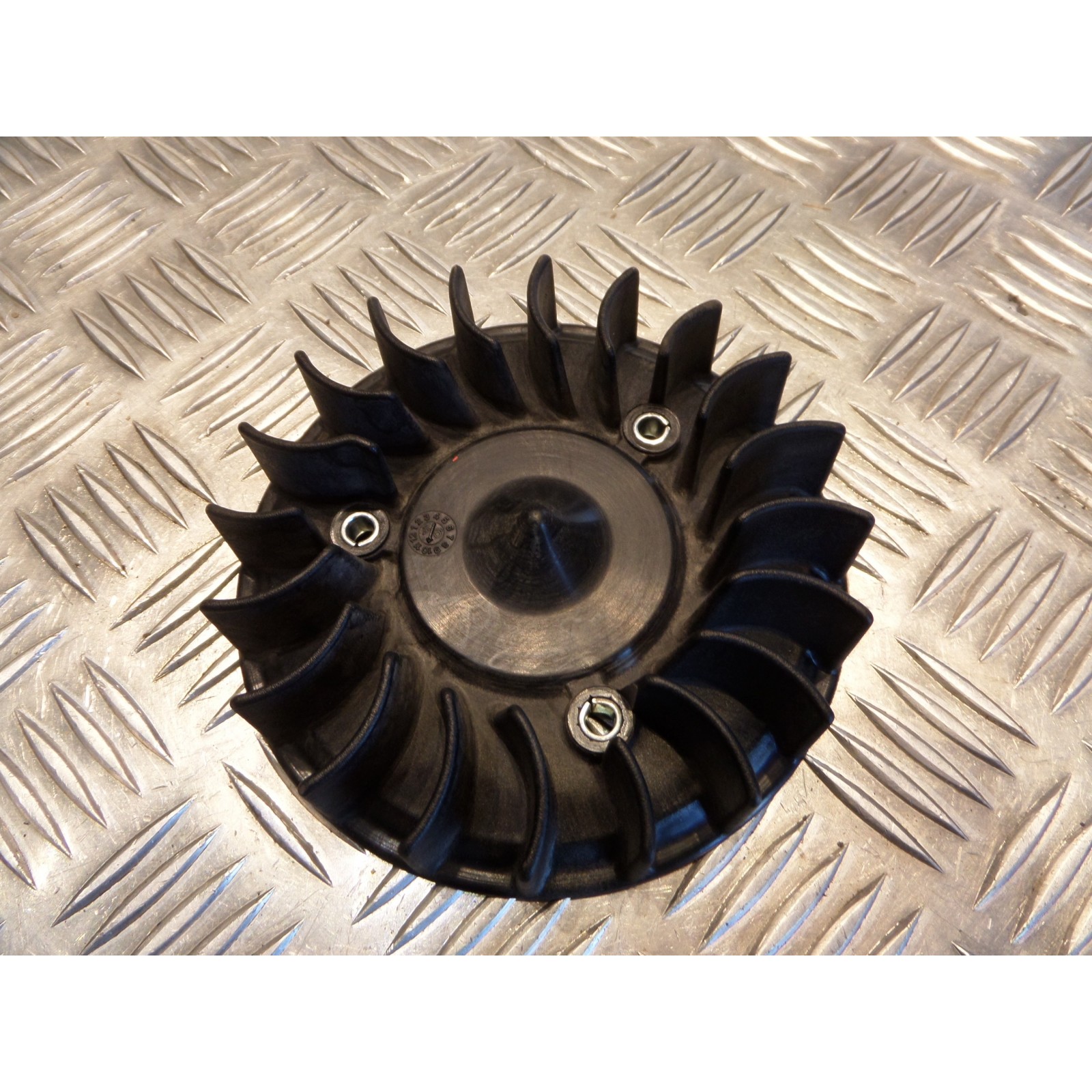 turbine helice air refroidissement scooter piaggio 80 typhoon te81t