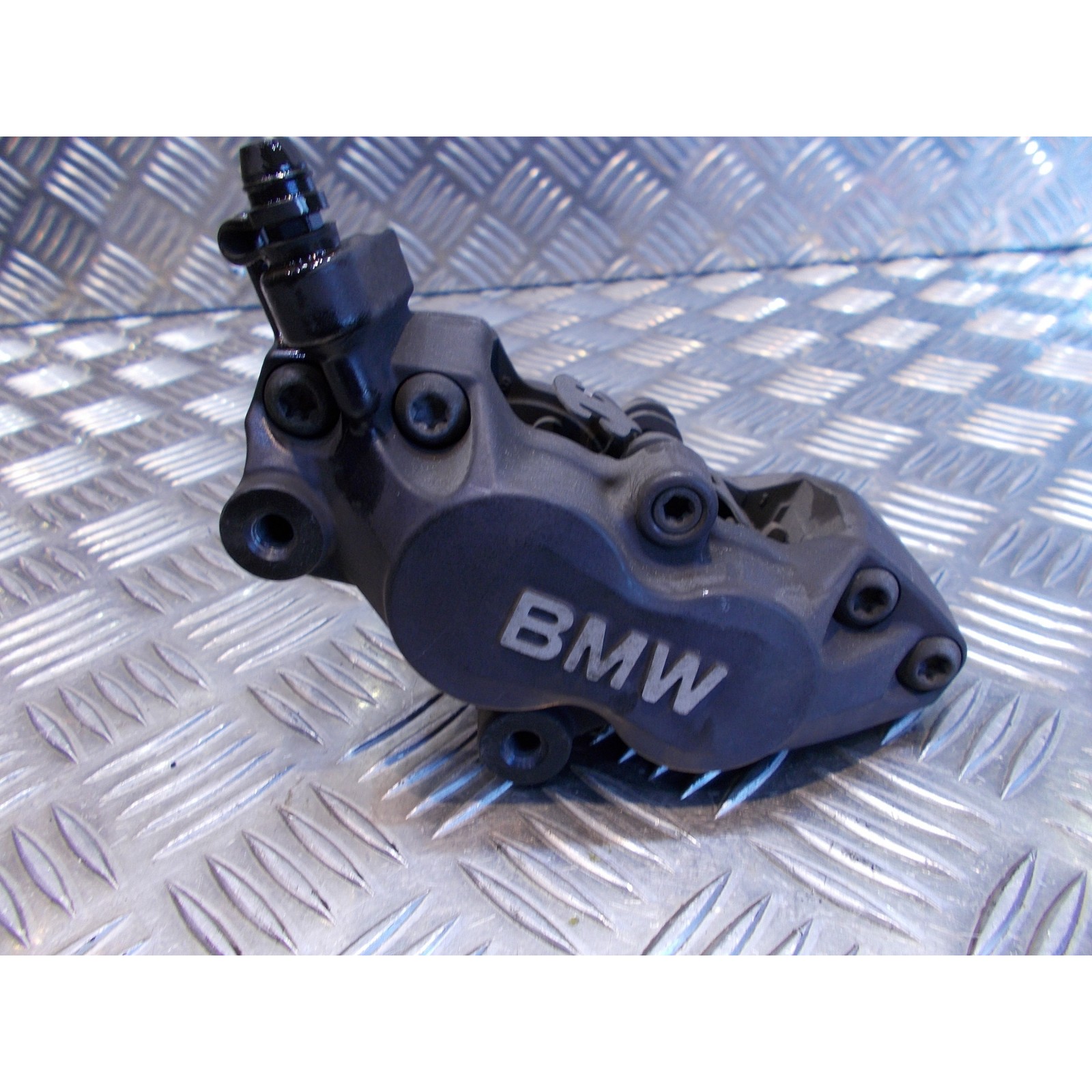 etrier frein avant gauche moto bmw r 1200 rt r12t k26