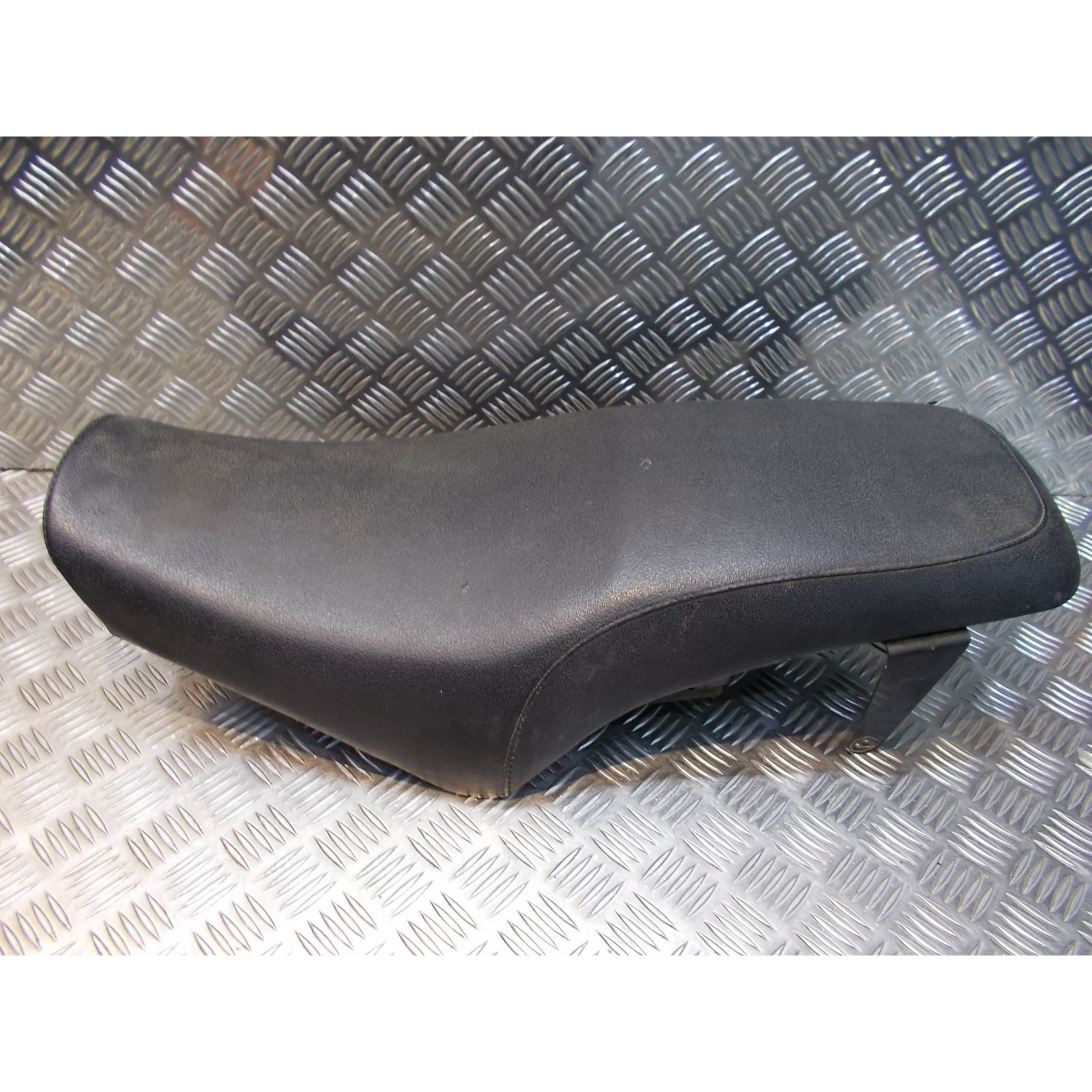 selle assise biplace moto revatto 125 roadster