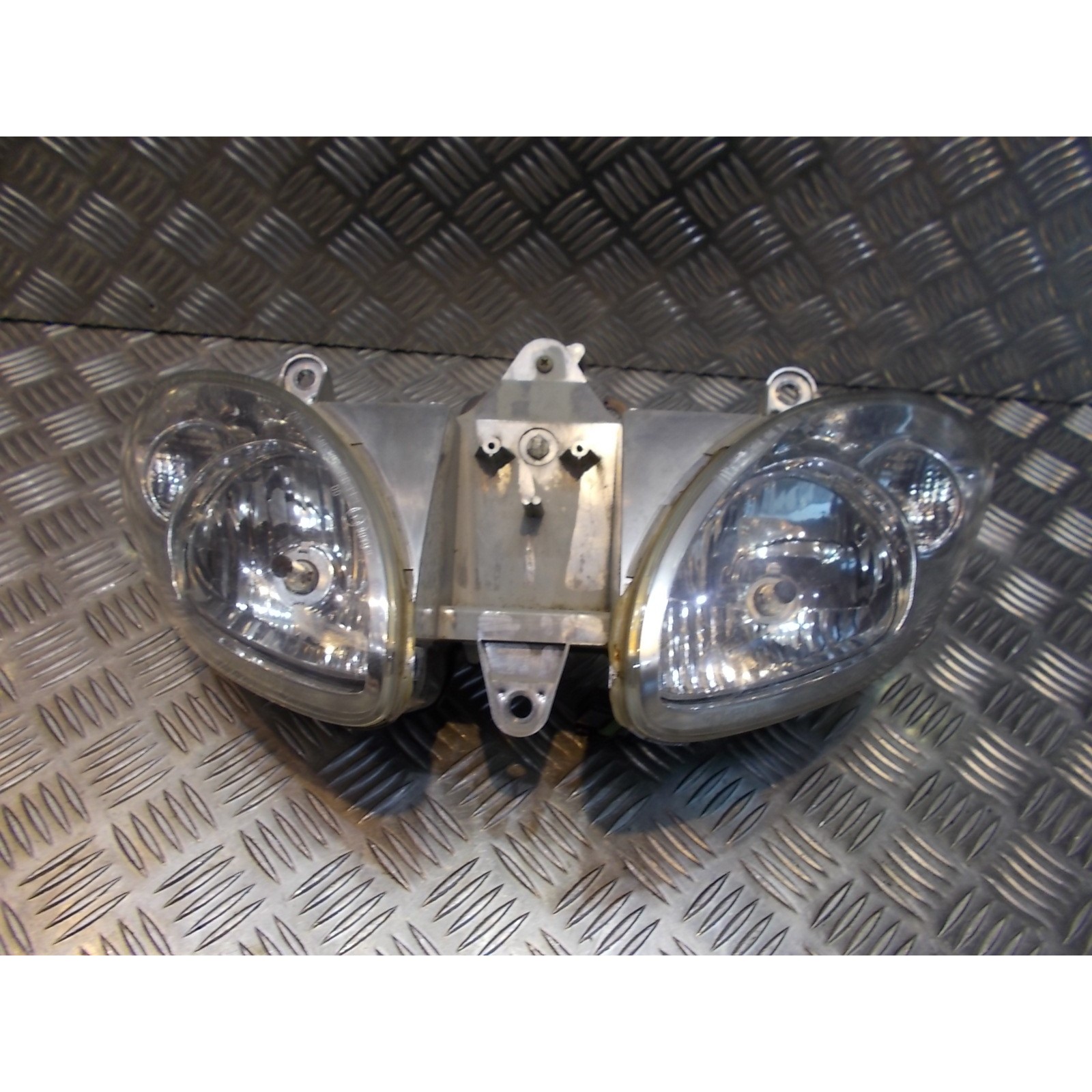 phare optique clignotant scooter piaggio 125 x9