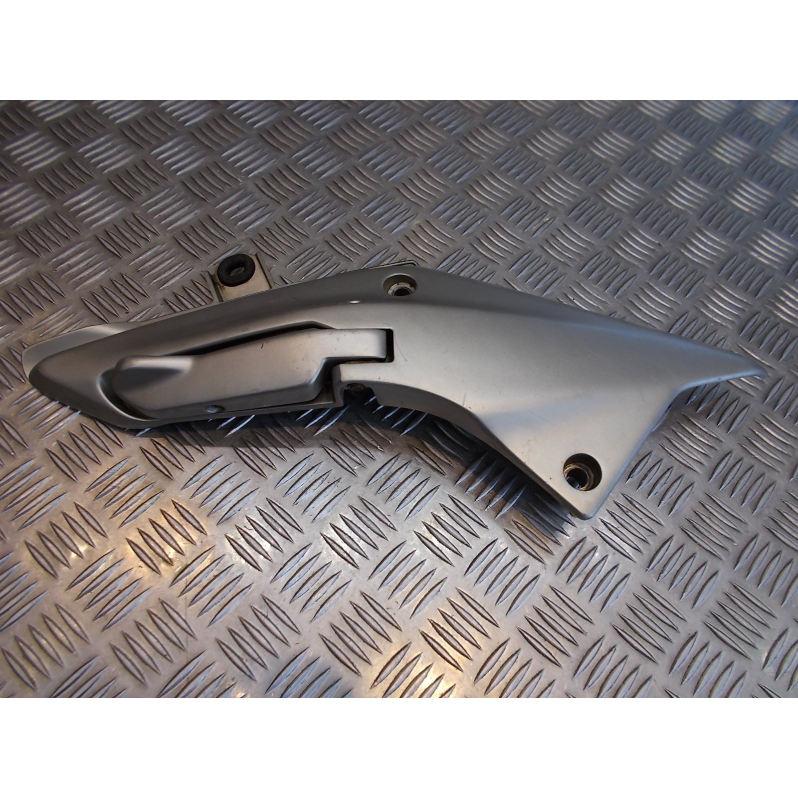 platine repose cale marche pied arriere droit scooter honda fjs 400 silverwing