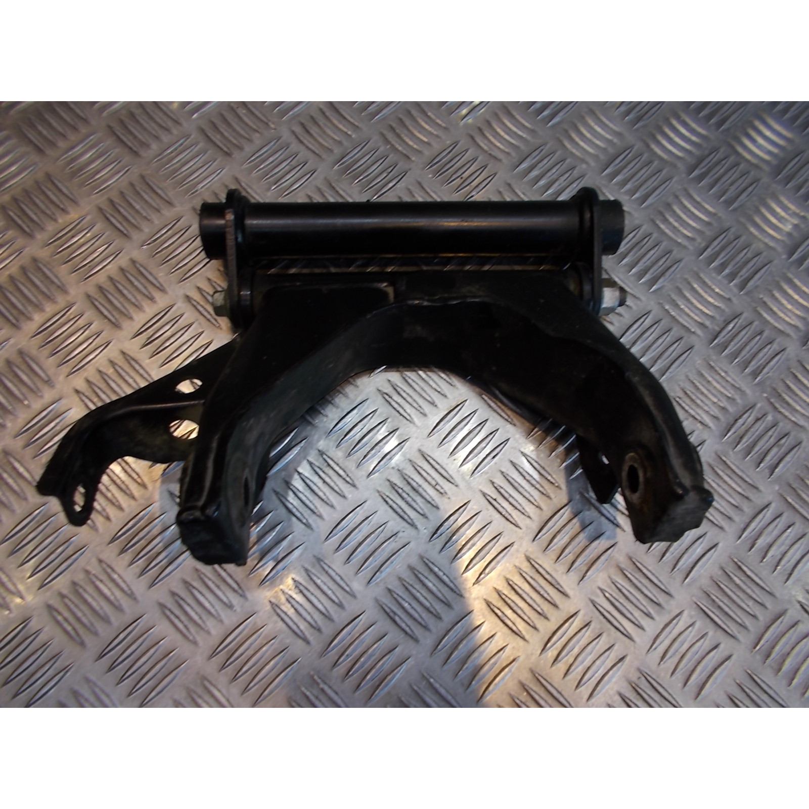 support moteur balancier fixation origine scooter honda sh 300 i