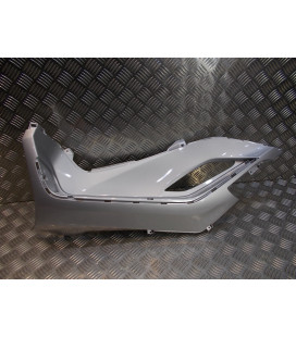 cache repose pied gauche carenage 65737850eu scooter piaggio 125 300 mp3 2011 - 15 carrosserie