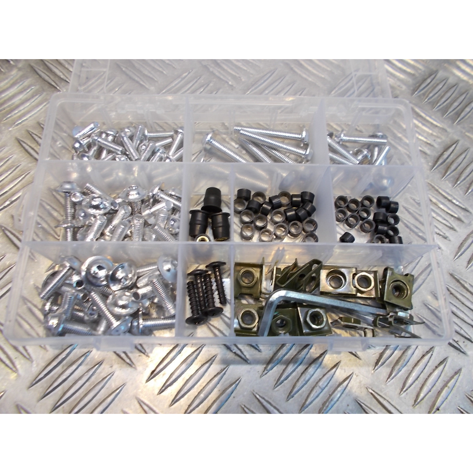 137 vis boulon ecrou clips argent cache carenage carrosserie moto scooter fixation universel plastique poly