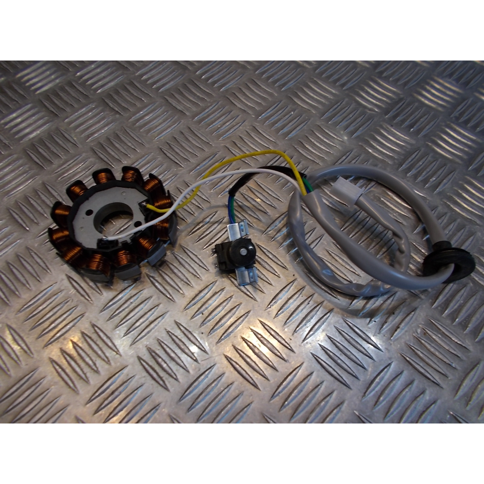 stator bobines allumage scooter mbk 50 booster nitro ovetto stunt apres 2004 12 poles bws aerox neos p2r ...