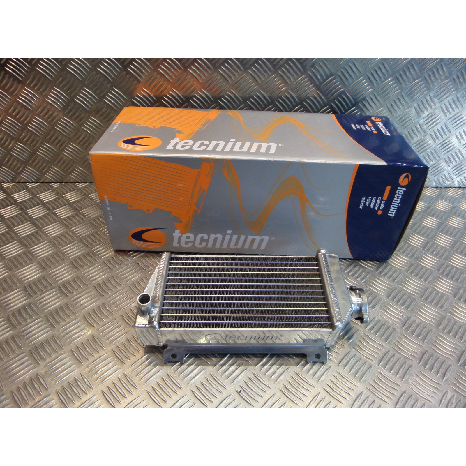 radiateur eau droit tecnium b304a-oversize moto suzuki 450 rm-z 450 2018 bihr 960259