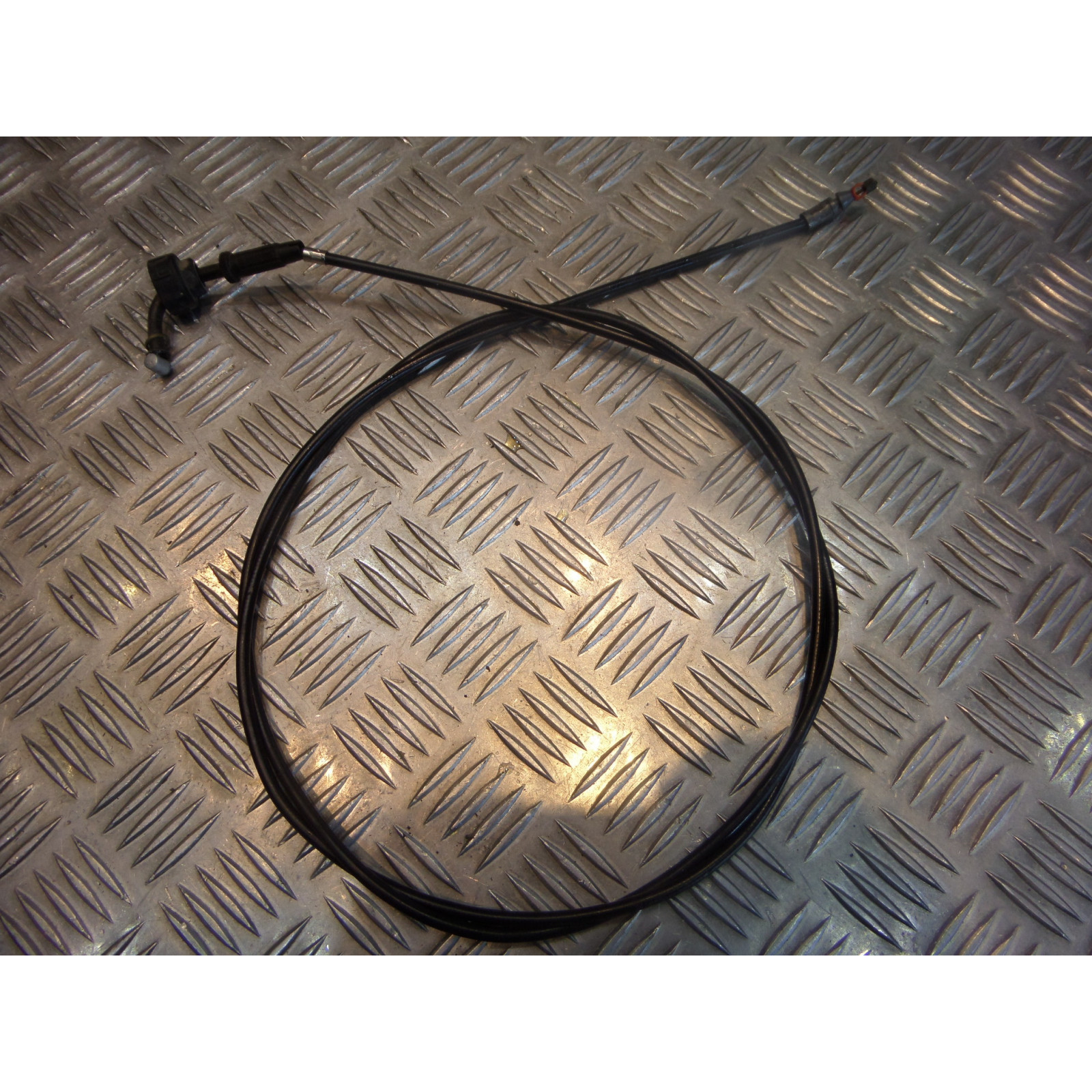 cable verrouillage ouverture selle de scooter aprilia 125 scarabeo zd4pca