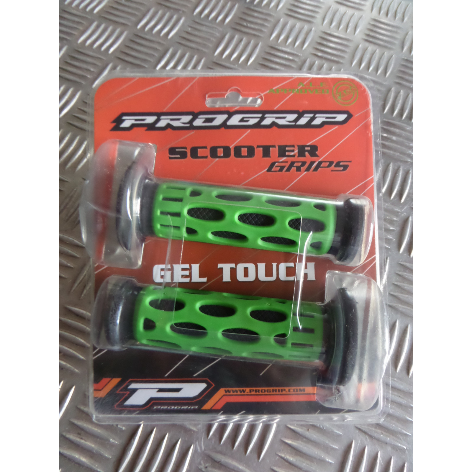 paire de poignee caoutchouc guidon 22 mm progrip 768 noir et vert moto scooter quad ...