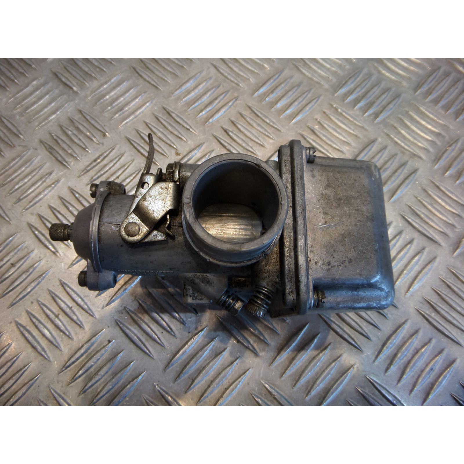 carburateur moto jawa 350 ts tlj639